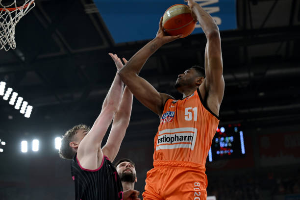 随着赛事的 随着赛事的